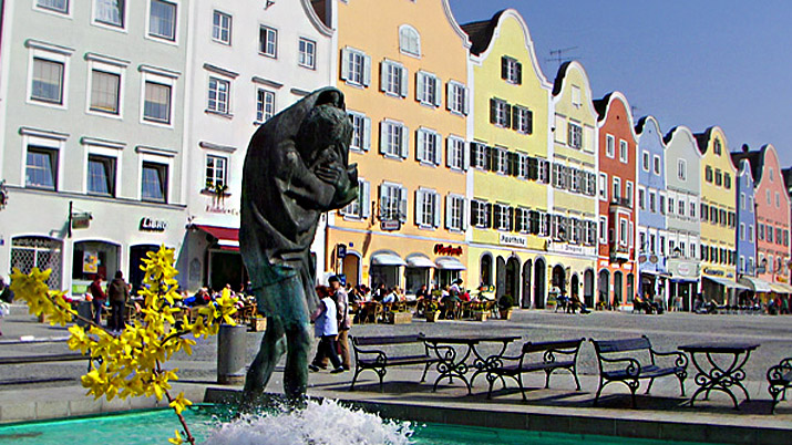 Schärding, Silberzeile, Brunnen