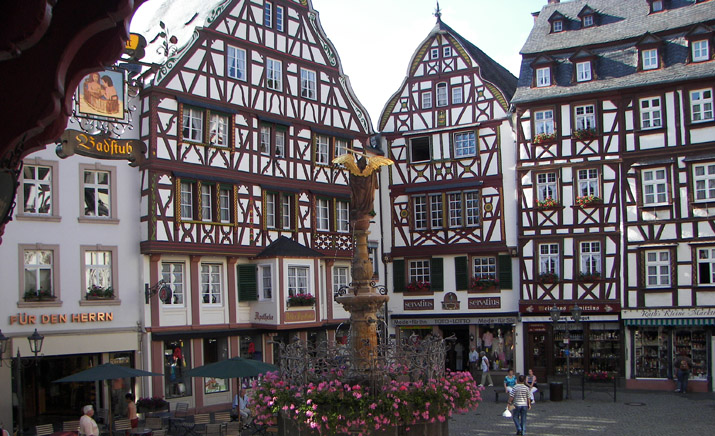 Bernkastel, Zentrum