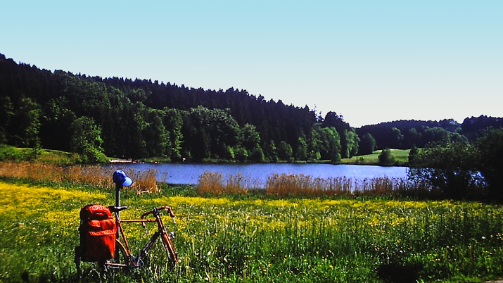 Mittags am See