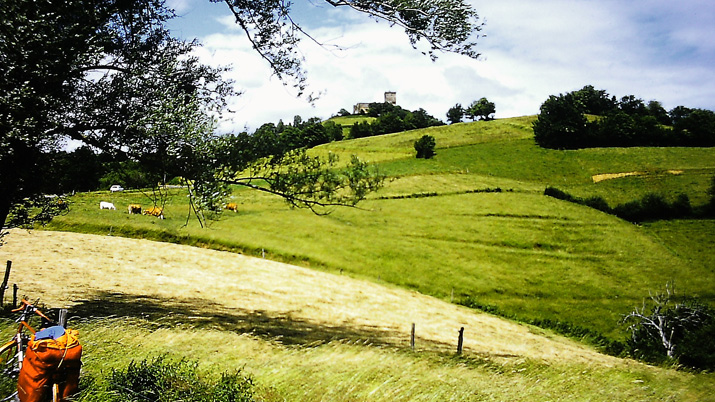 grauer Klotz